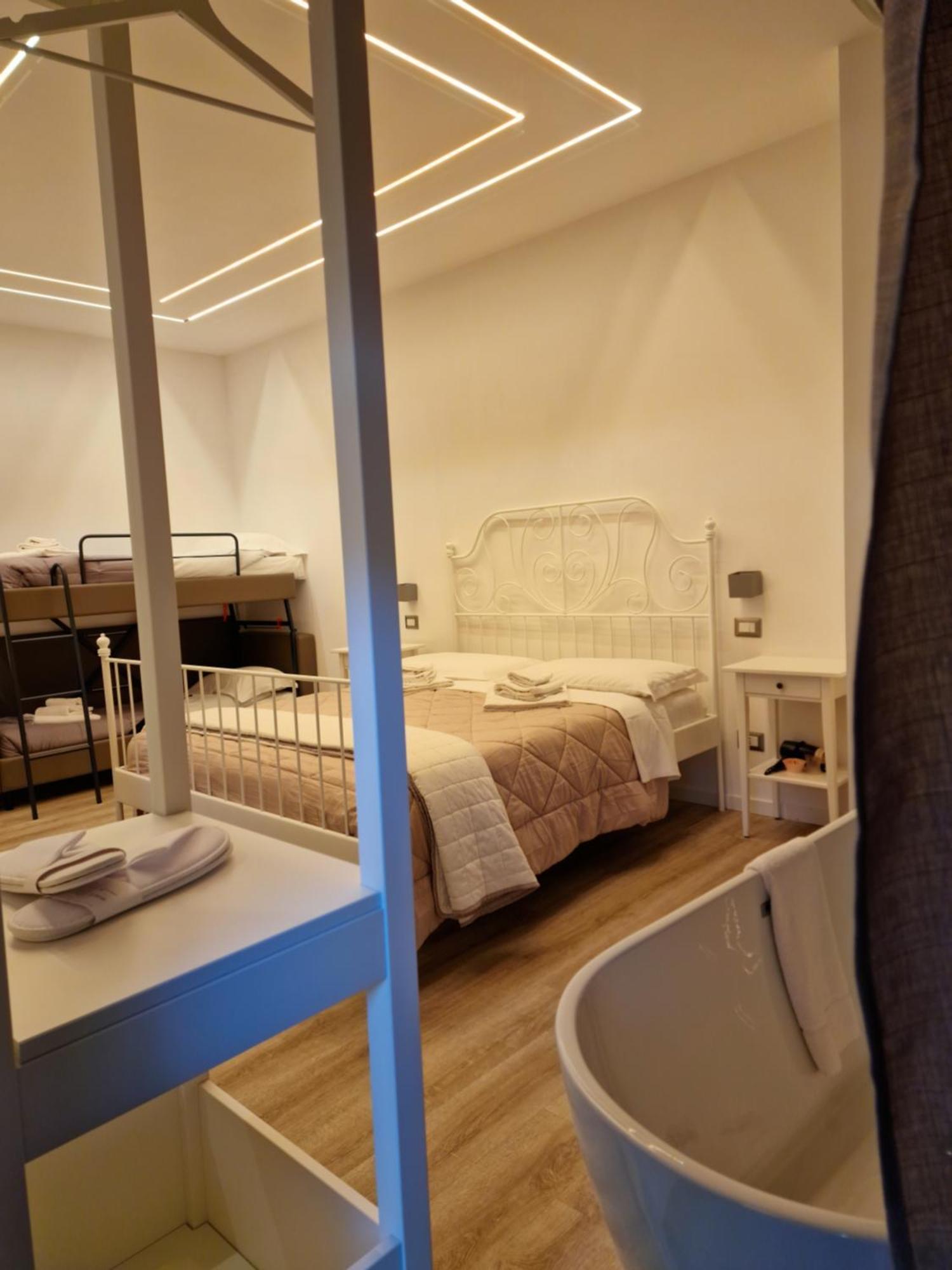 Guest House San Lorenz Rome Bagian luar foto